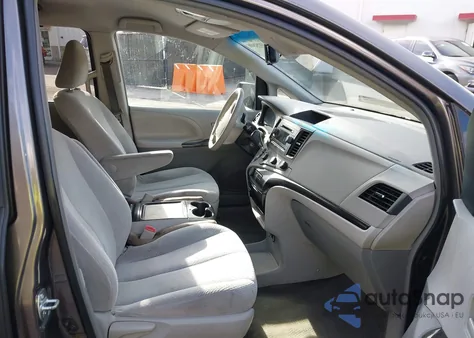 2012 Toyota Sienna Le из США, поврежденный, VIN 5TDKK3DC1CS228843